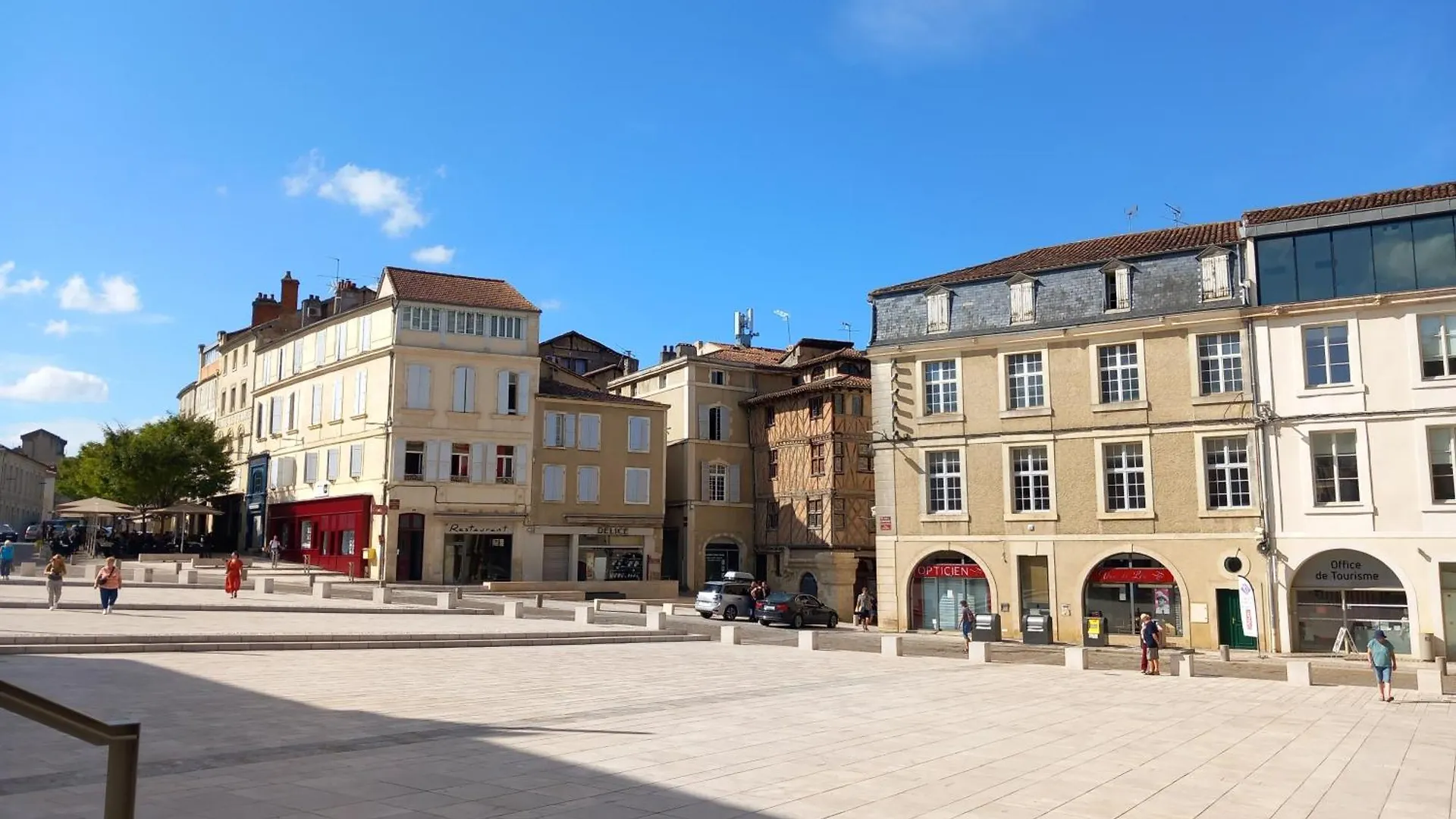 Apartamento En Baronnies Charmant Studio Avec Balcon Et Parking Auch